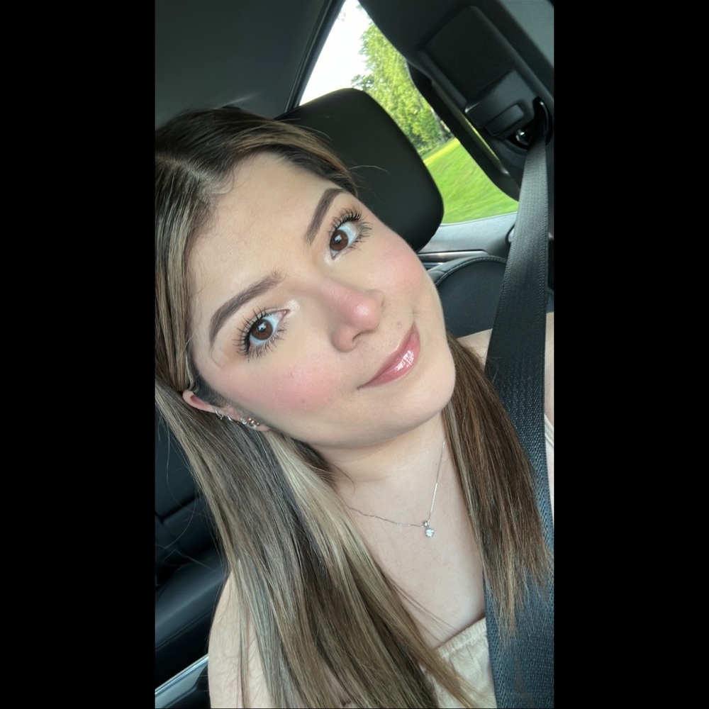 Meet your Posher, Krisly